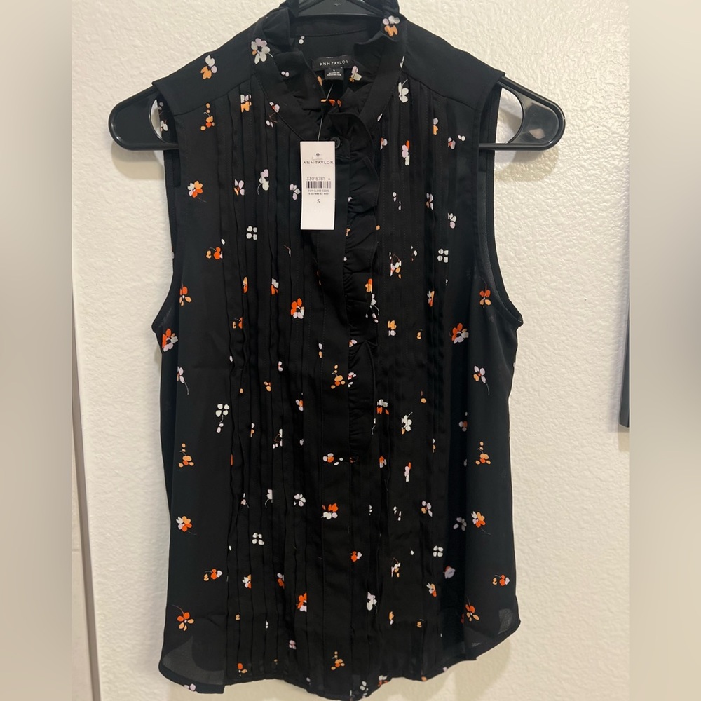 NWT Ann Taylor floral blouse, new with tags, ruffles.